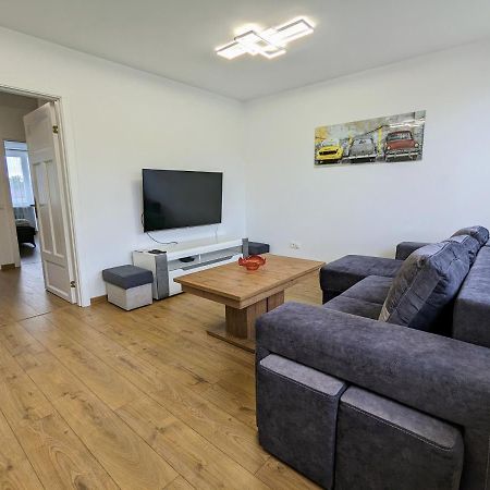Lovely 2-Bedroom Flat In The Heart Of דרוסקינינקאי מראה חיצוני תמונה